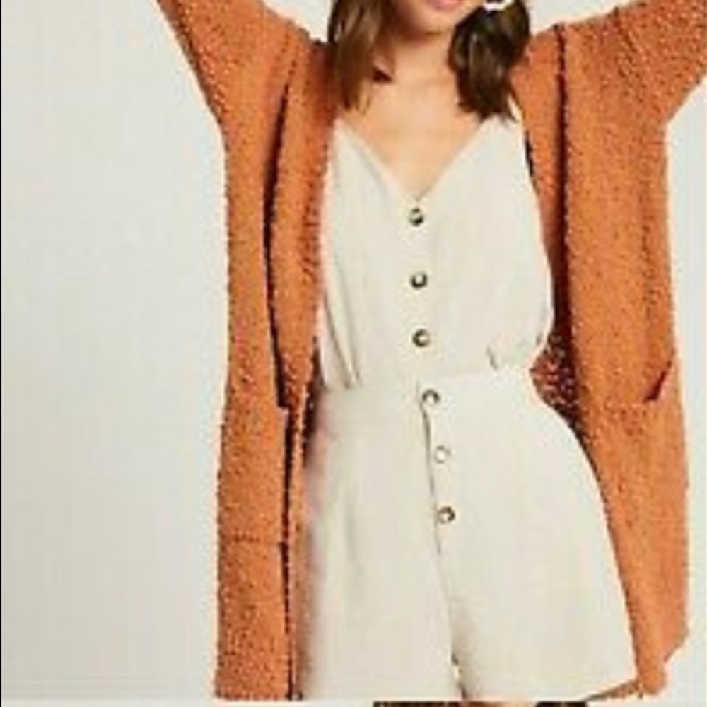 Listicle Popcorn Cardigan